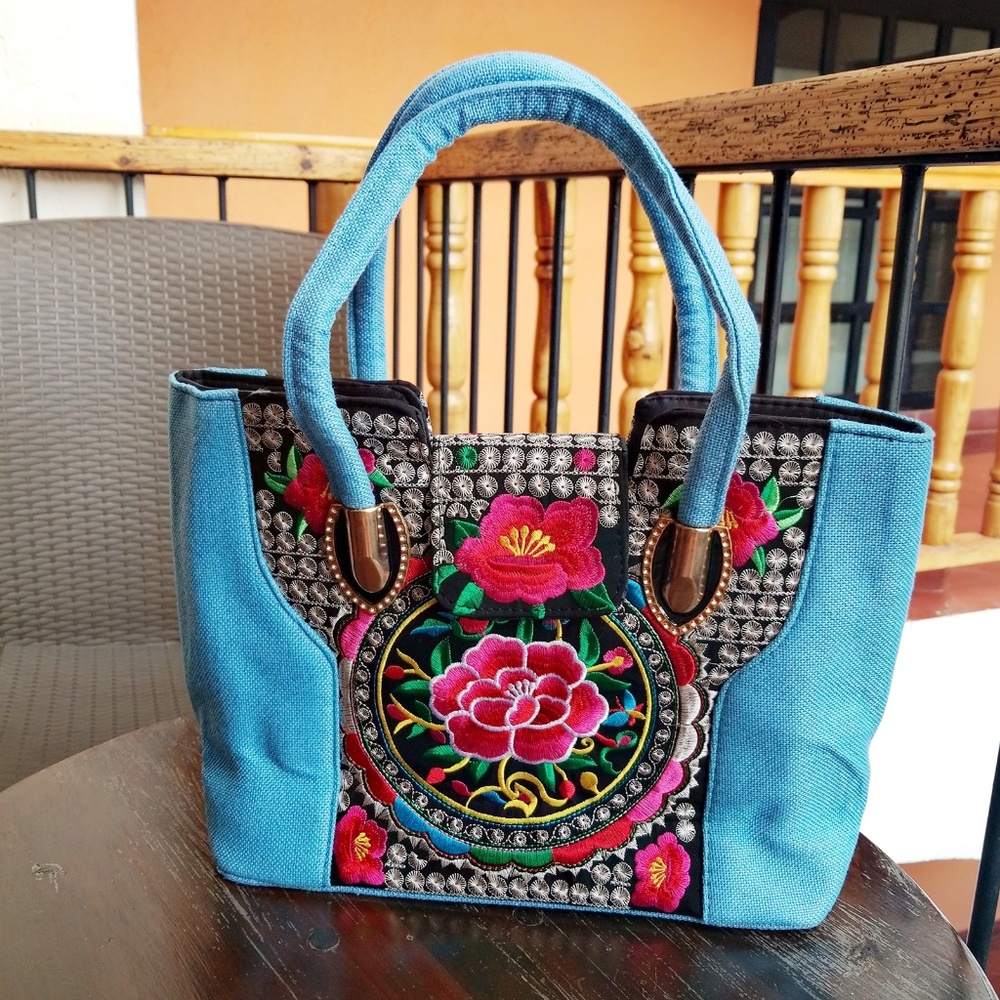Mexican Embroidery Handbag.